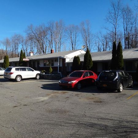 Budget Motor Inn- Mahopac Kültér fotó